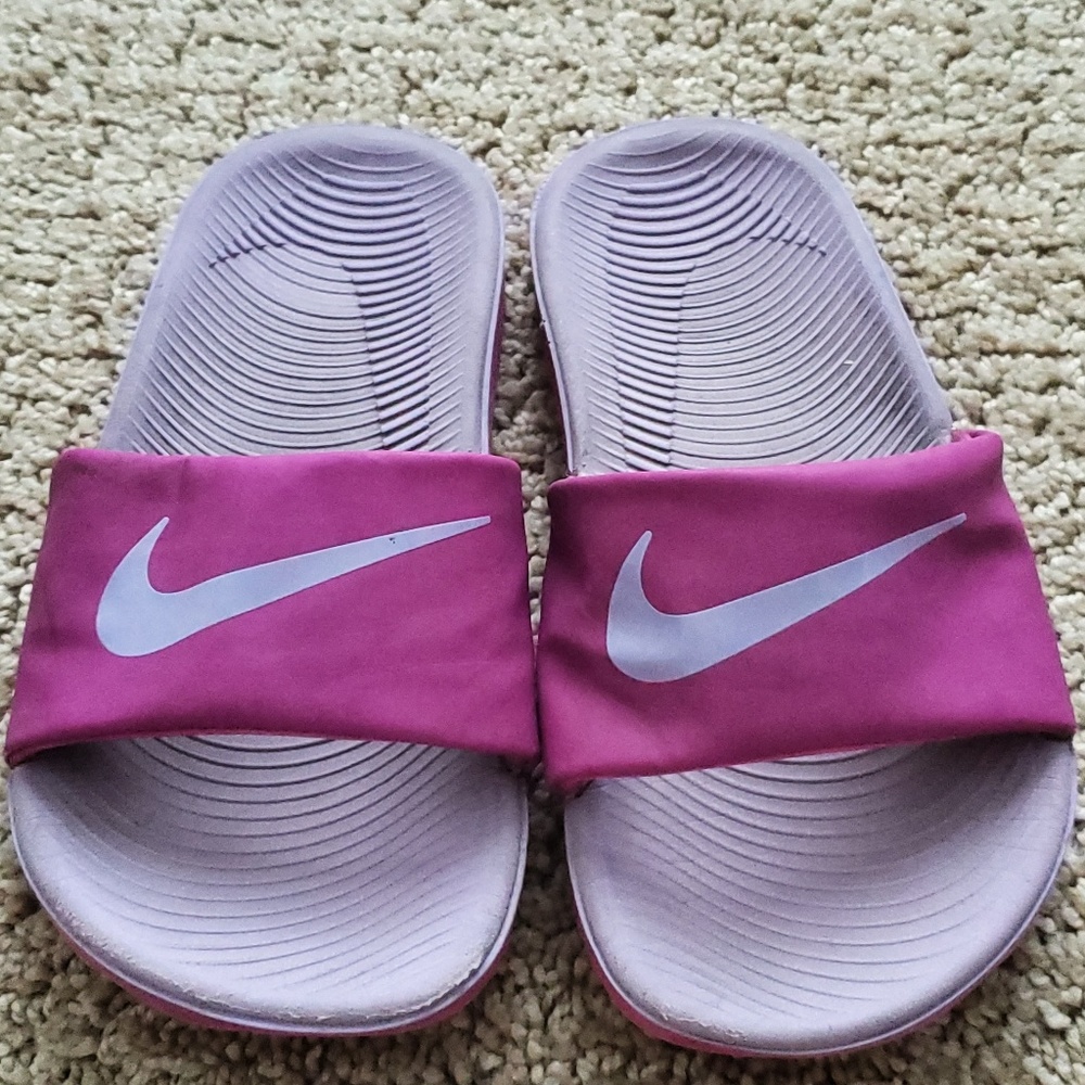 Girls Nike slide sandals